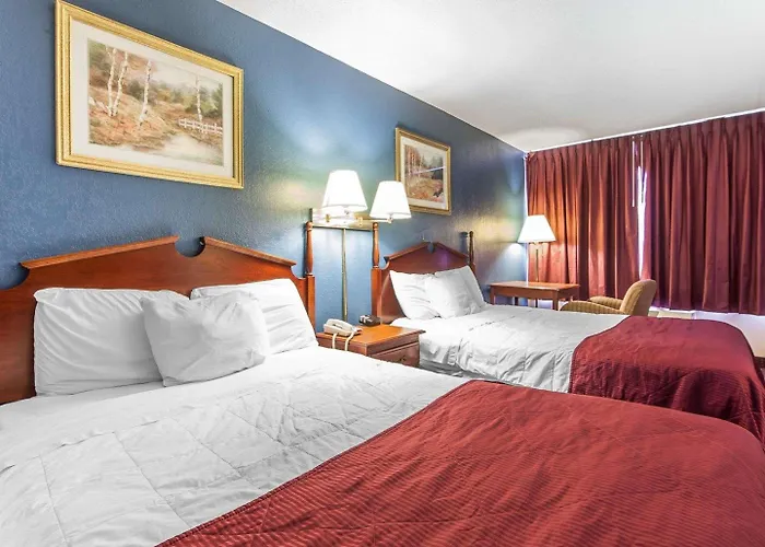 Econo Lodge Cleveland